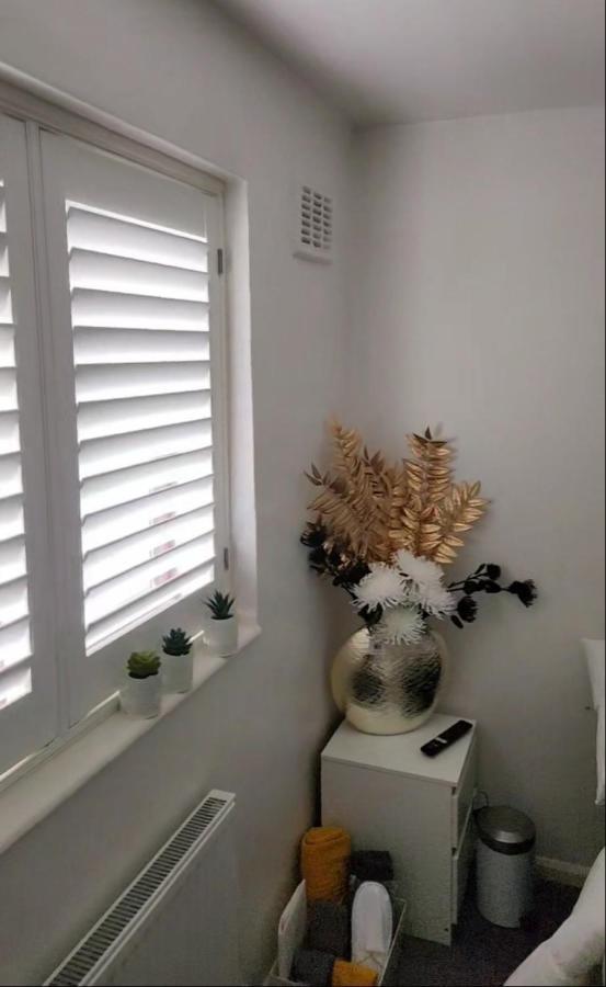 Private Luxurious Space Basildon  Buitenkant foto